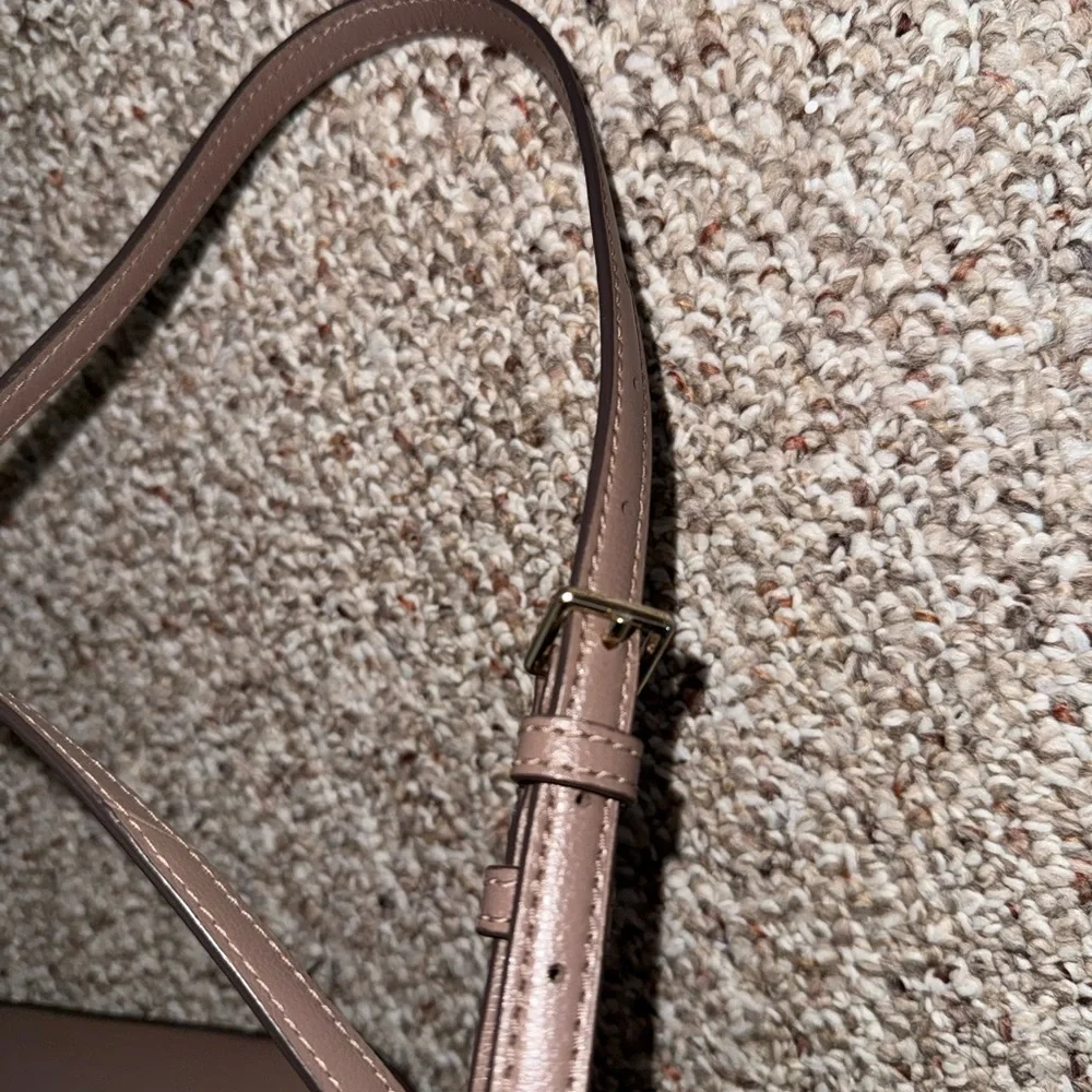kate spade mauve (purpleish- brown) dome crossbody purse / bag